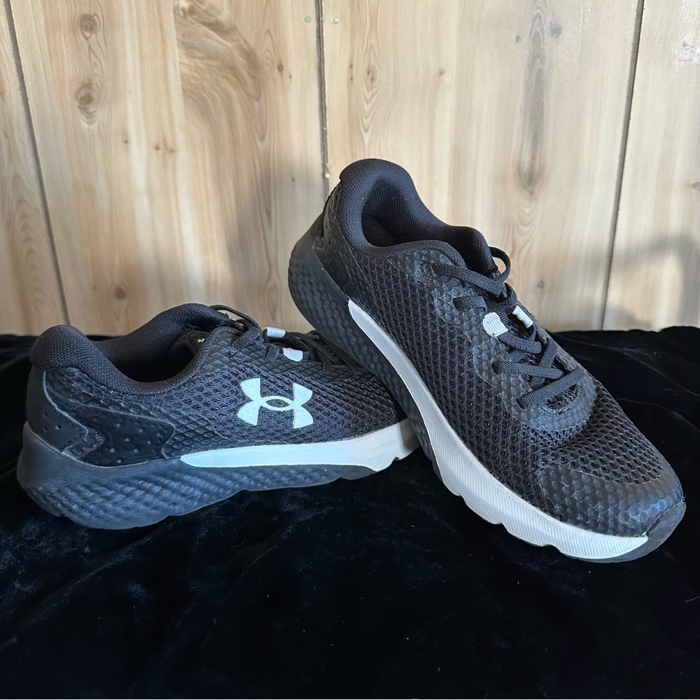 Under Armour Rogue Charcoal and White Athletic Boys Shoes